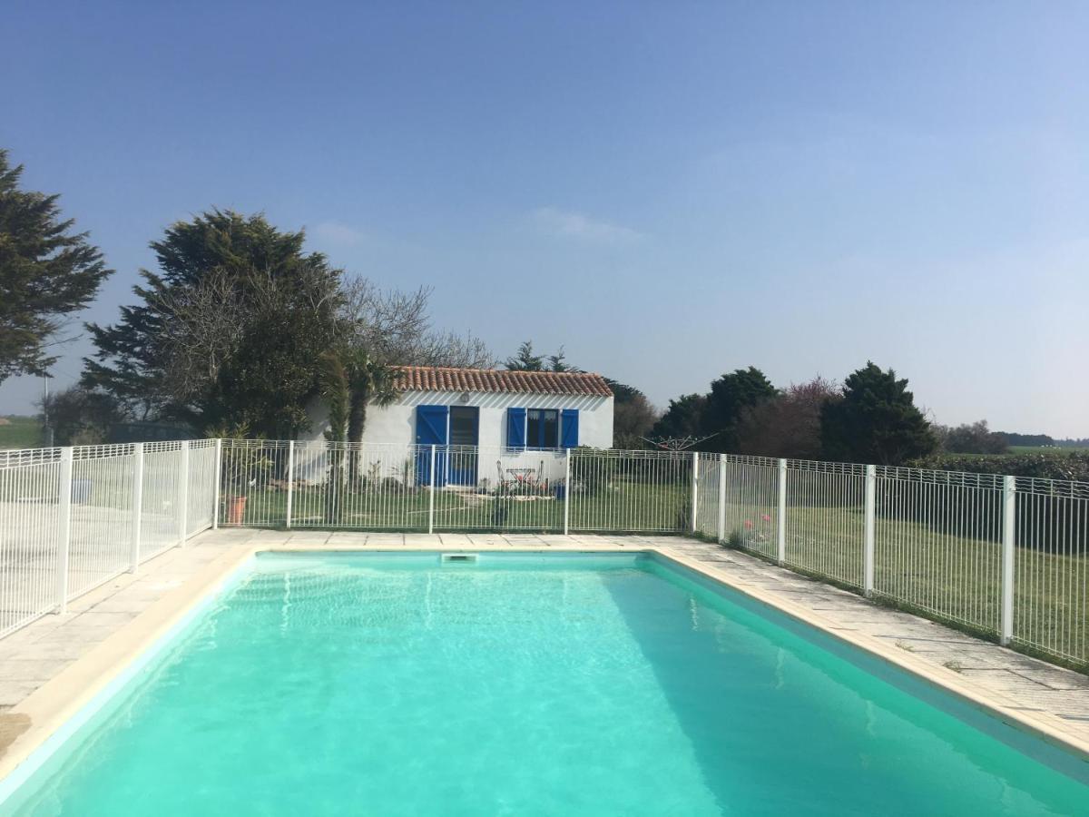 Studio Avec Piscine Beauvoir-sur-Mer Ngoại thất bức ảnh